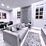 Le Porte Luxury Lägenhet *