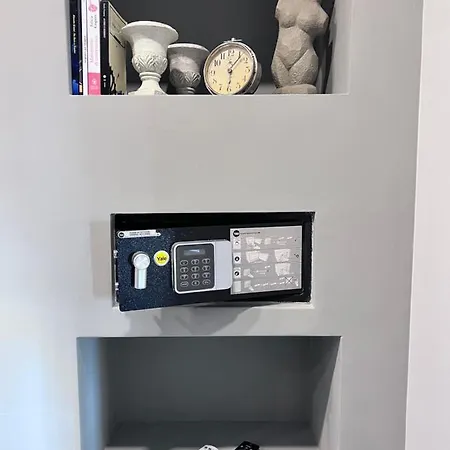 Le Porte Luxury Apartment